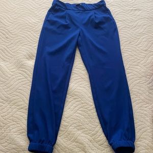 Trouvé, blue pant, 00